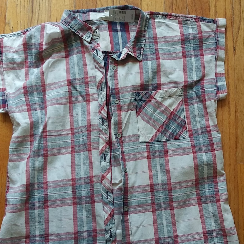 Short sleeve flannel shirt